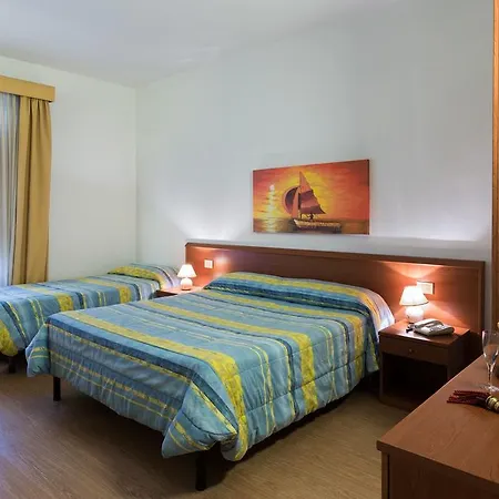 Internazionale Hotel 3*
